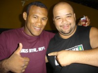 /album/galeria-de-fotos/jacare-e-mamuth-no-mundial-no-rj-jul-de-2006-jpg/